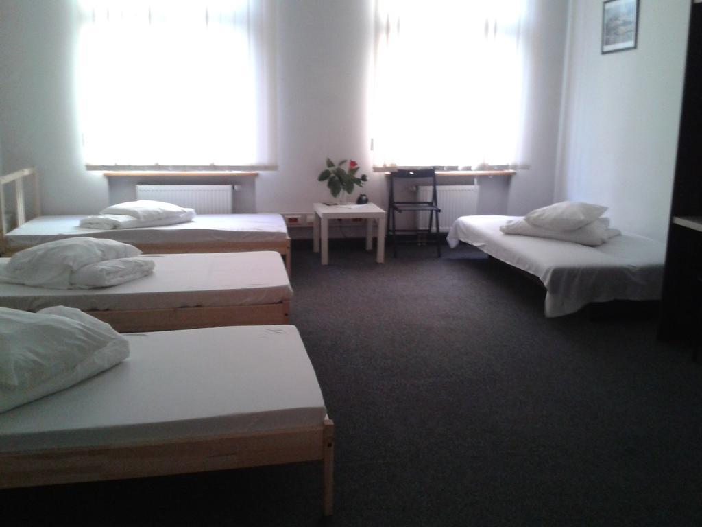 Hostel Kamienica Rynek 7 Katowice Bilik gambar