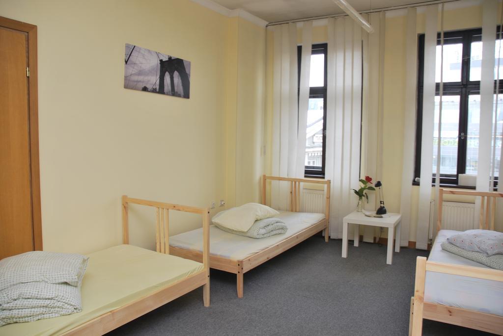 Hostel Kamienica Rynek 7 Katowice Bilik gambar