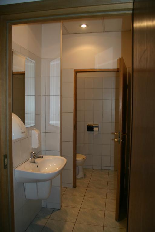 Hostel Kamienica Rynek 7 Katowice Bilik gambar