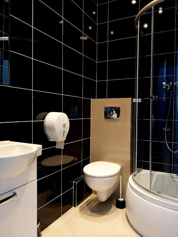 Hostel Kamienica Rynek 7 Katowice Luaran gambar