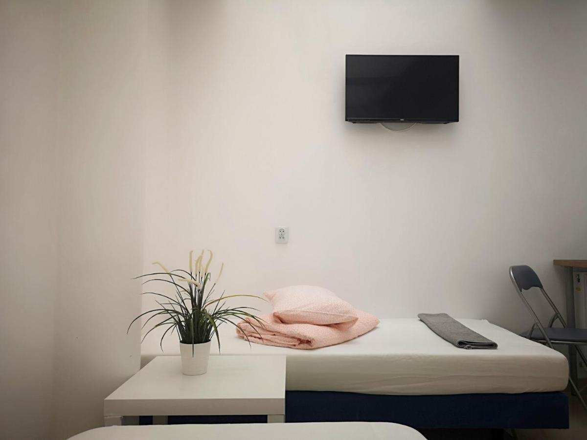 Hostel Kamienica Rynek 7 Katowice Luaran gambar