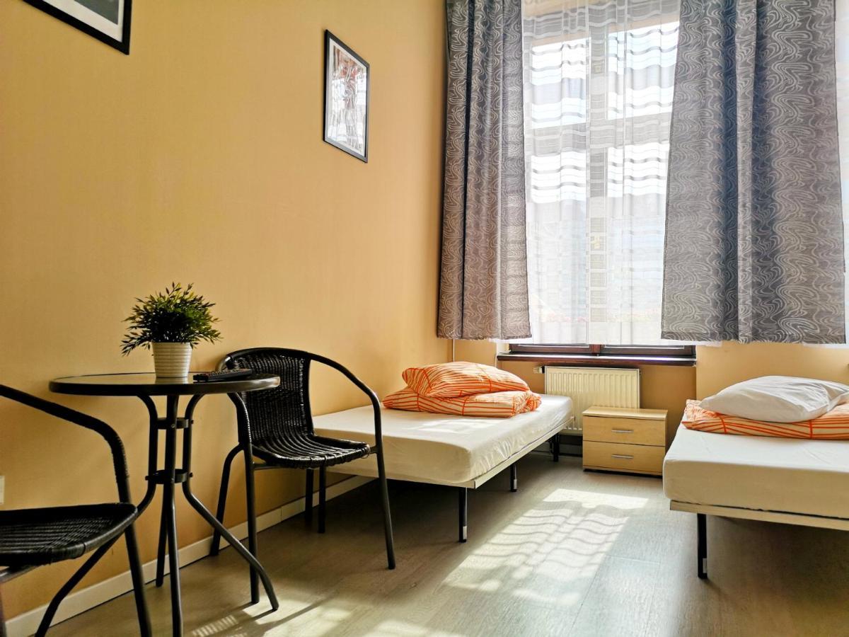 Hostel Kamienica Rynek 7 Katowice Luaran gambar